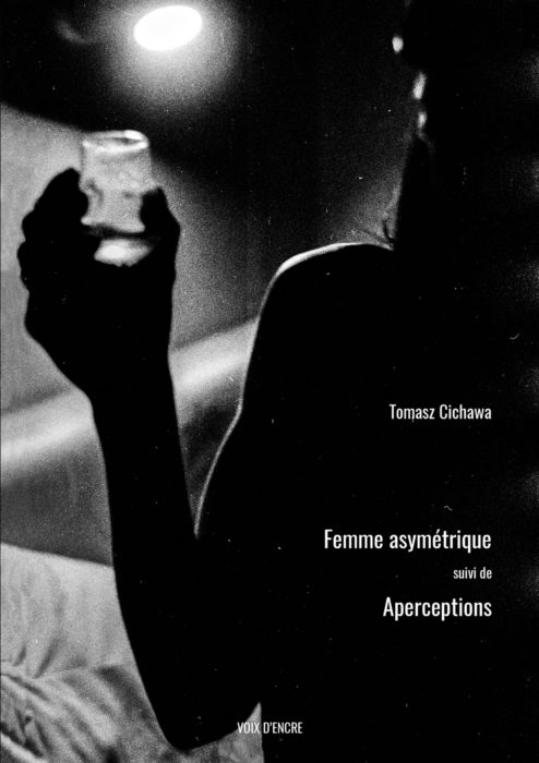 Femme asymétrique